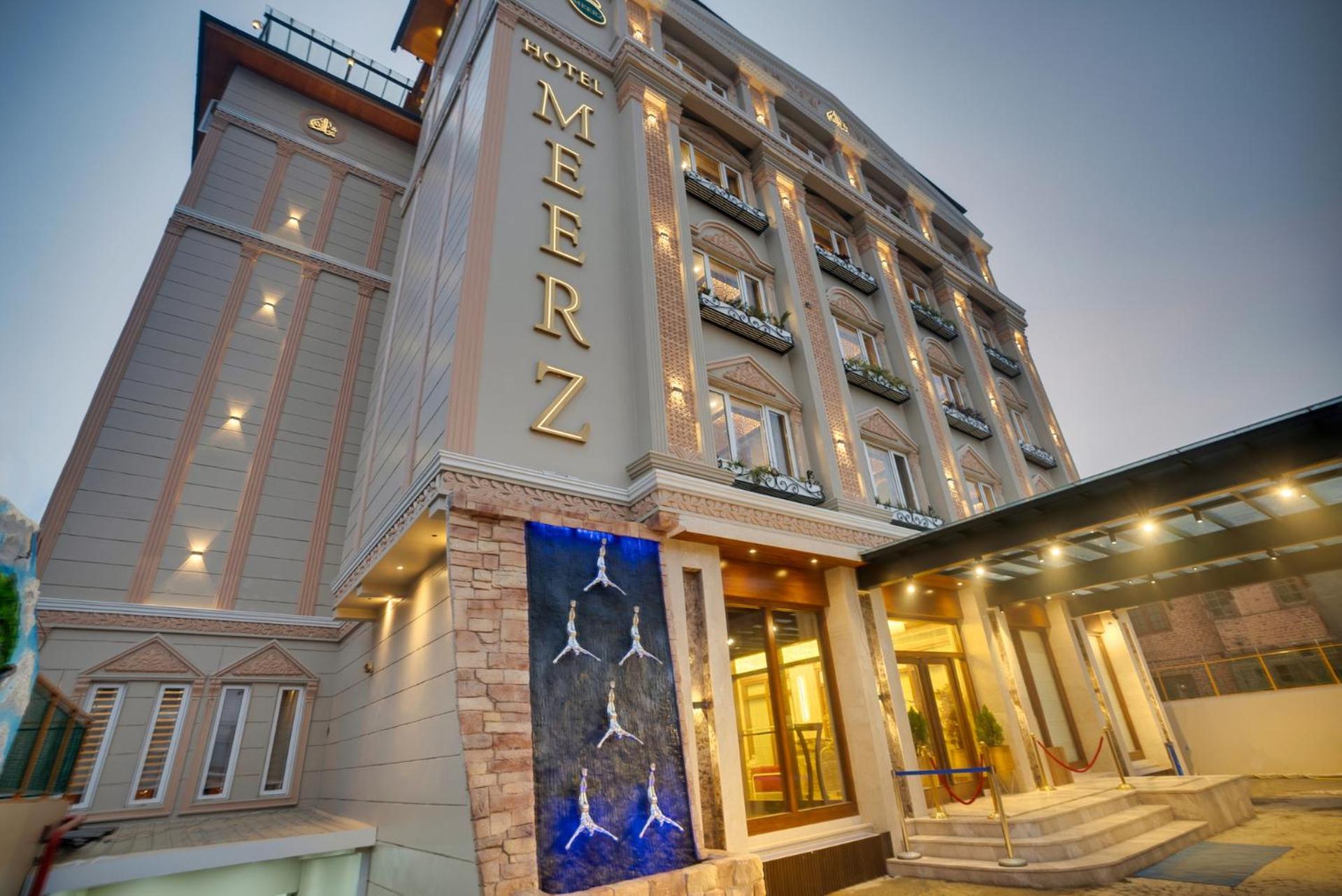 Hotel Meerz Srīnagar المظهر الخارجي الصورة